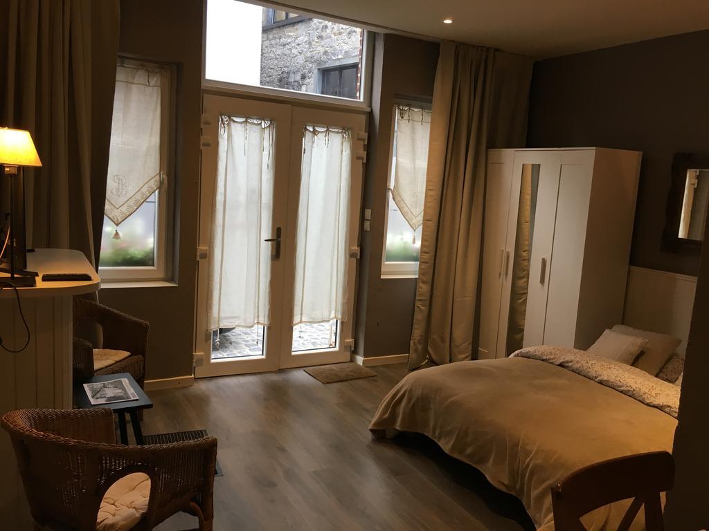 Studio Et Appartement La Tete En L'Air ดูร์บี ภายนอก รูปภาพ